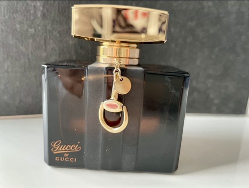 Gucci - by, de