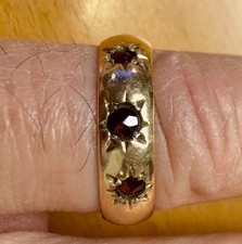 Antiker 585 Goldring mit 3