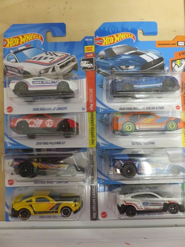 Hot wheels ford - hot,
