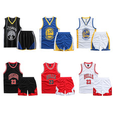 Jungen Sport-Set – Ärmellos Basketball-Trikot, Trainingsanzug & Kurzanzug