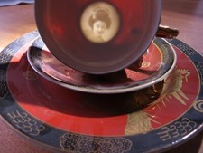 Japanisches Teeservice, rot