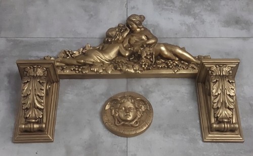 Bas relief konsolen - bas-relief,
