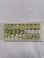 Rechenrahmen aus Halbedelstein