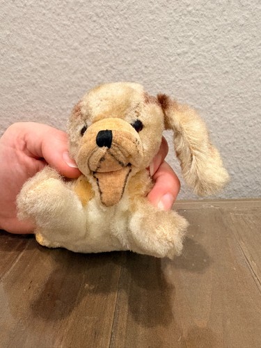 Antiker hund liegend beige - liegend,,