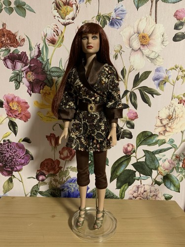 Robert tonner doll - robert, 16“