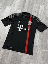 FC Bayern Ausweich Trikot