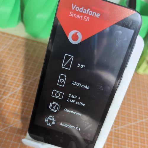 Vodafone smart gb - e8, –