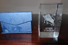 "Stier" 3D Hologramm Glas Gravur Geburtstag -Sternzeichen-