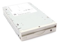 Iomega Z250ATAPI 250MB 3.5" IDE P-ATA ZIP Drive Laufwerk beige Dell DP/N 04693D