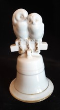 Rosenthal Porzellan Figur  sitzende Eulen auf Glocke