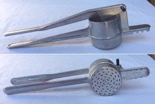 SPÄTZLE & PÜREE PRESSE - SPÄTZLE - PASTETEN - KÜCHE - ALT - VINTAGE -PSPZ03