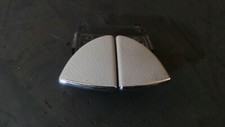 1Y10738 Mercedes W211 Mittelkonsole Armlehne Schalter Öffner Drücker A2116800784