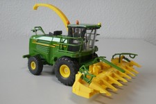 Siku John Deere 7500 Maishäcksler in 1:32
