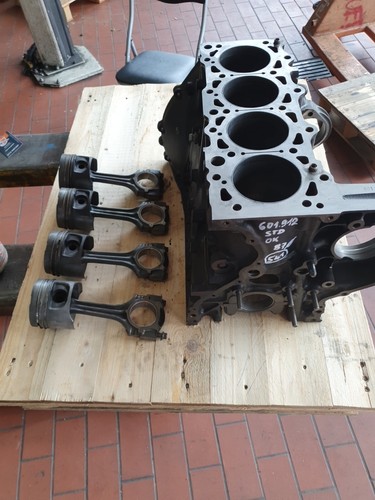 Mercedes motorblock om601 - mercedes,