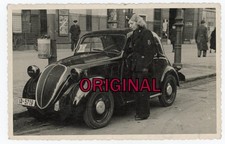 Orig Foto 40er Frau in Uniform Polizei ? Berlin & Dienst Auto Fiat Topolino TOP