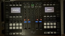 Native Instruments Traktor Kontrol S8 4-Deck DJ-Controller Sehr Gut Zustand OVP