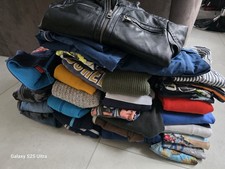 Jungen Kleiderpaket Herbst/Winter Größe 122/128 Hosen Pulli Jacken 34 Teile