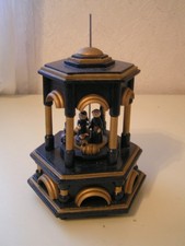 Karussell blau   ~~  Deko  / defekt  für Bastler