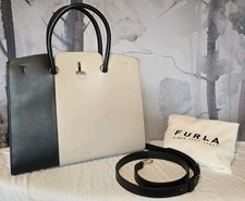 Tasche FURLA Genesi L schwarz beige **NEU** Fullset