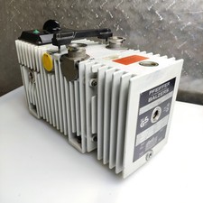 Pfeiffer DUO 004 B Dual Stage Drehschieber Vakuum Pumpe Rotary Vane Pump 1x 10-3