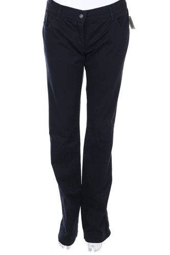 Burberry hose logo - burberry, uk