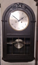 Omas Wanduhr, Regulator