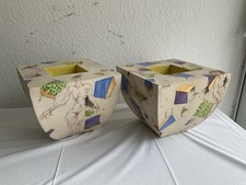 2x signierte Kunstobjekte J