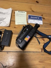 Camescope Sony Handycam Vision CCD-TRV13E PAL 8mm Video8 XR Video Camera