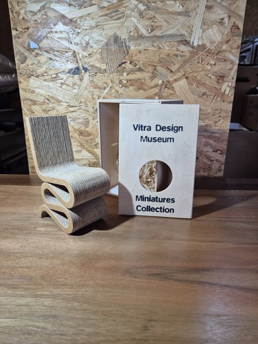 Vitra design miniature - vitra,