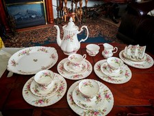 Royal Albert Moss Rose