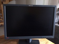 Lenovo LT2452pwC 24"Monitor IPS LED 1920x1200  DVI VGA DisplayPort USB