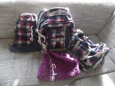 Schönes Schulranzen Set 4TLG. SATCH  Berry Carry Super Zustand!