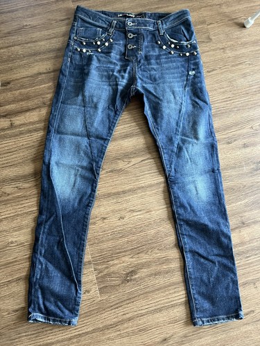 Please jeans - please,
