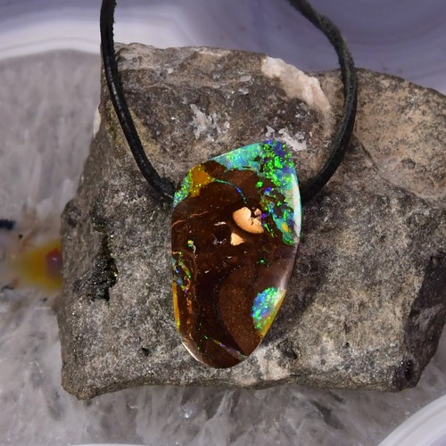 Boulder opal anhänger - boulder,
