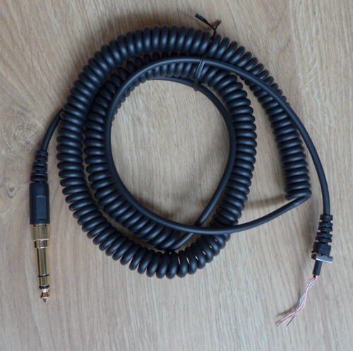 Beyerdynamic coiled cable - coiled,