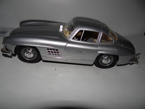 Burago mercedes benz - benz, 300