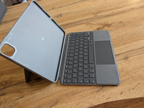 Logitech combo touch - logitech,