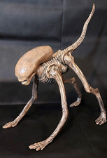 Aliens dog burster 1 - dog,
