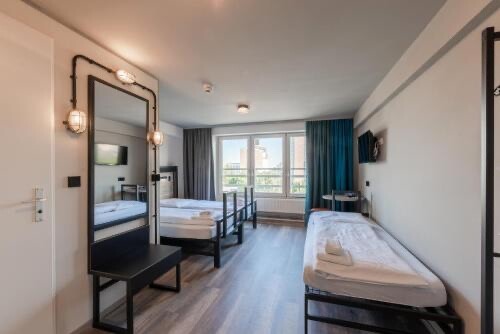 Bett 6er raum a - in, hotel