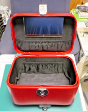 Beauty Case / Schminkkoffer / Vintage  ( H:18 x L:32 x T:21 cm ) mit Spiegel.