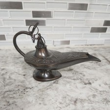vintage style  Aladin Oil Lamp