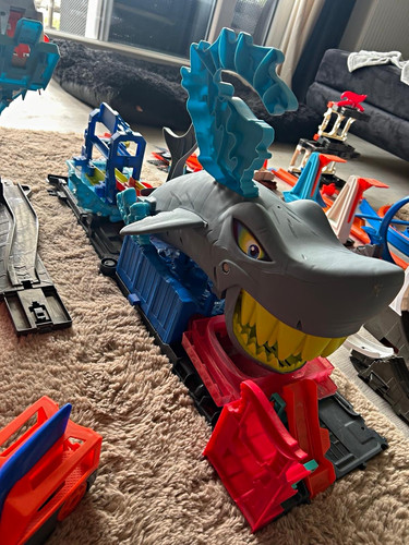 Hot wheels garage parkhaus - garage,