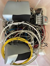 Bundle unsortierte Kiste mit Kabeln, Lautsprecher, Ladegerät, Handy... gebraucht