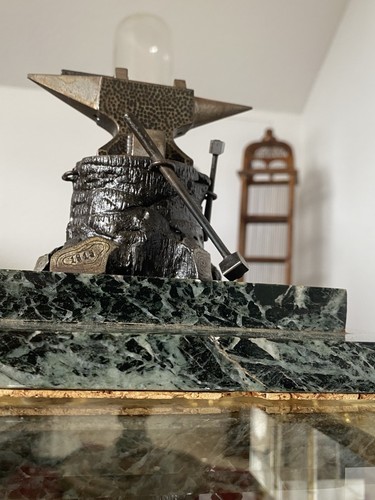 Skulptur 1915 amboss - amboss, hammer