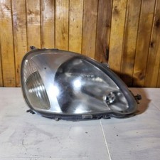 TOYOTA YARIS P1 Scheinwerfer