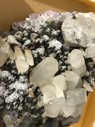 Mineralien besonderheit - mm,