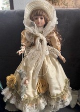 Markenlose Sammler-Puppe