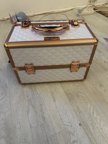 Mobiler kosmetikkoffer - mobiler, /