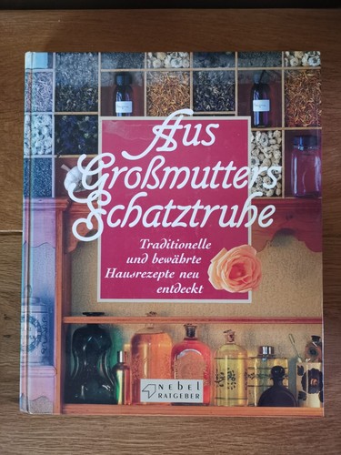 Buch aus großmutters - buch,