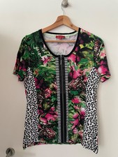 Sehr ausgefallenes T-Shirt mit